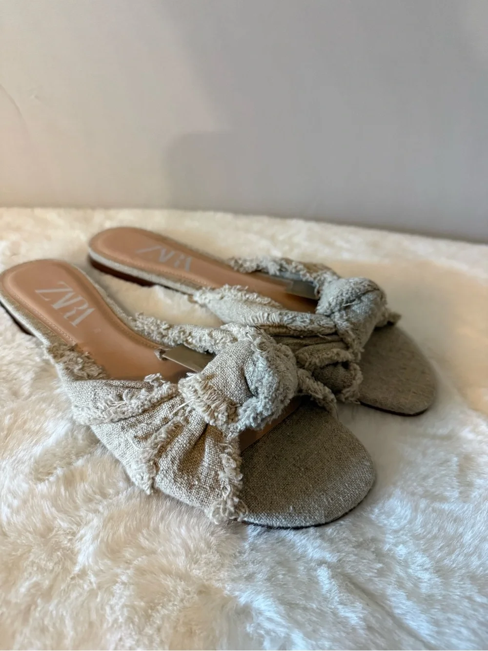 ZARA Neutral Beige Frayed Knot Slide Mules - Picture 2 of 4